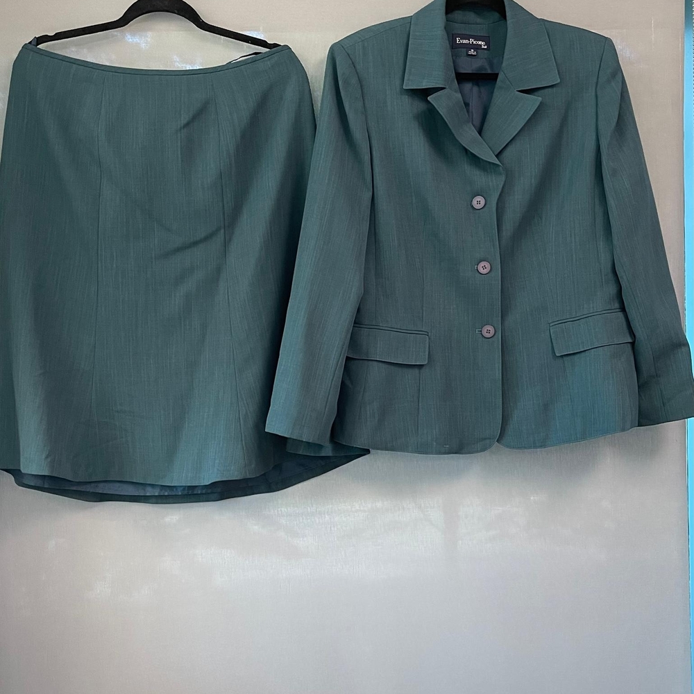 Evan Picone Green Business Suit 3/4 Sleeve Notched Collar Work